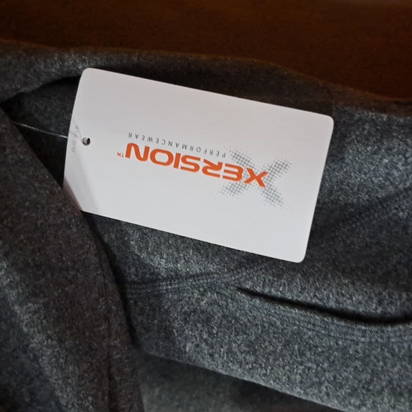 Xersion small charcoal grey athletic quick dry zip jacket light weight nwt - Picture 8 of 9